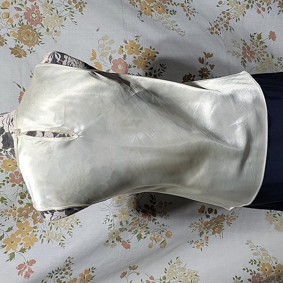 Vtg. 3 pc double breasted pinstripe suit - Picture 7 of 12